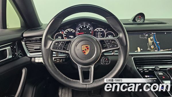 Porsche Panamera 2020, фото 13