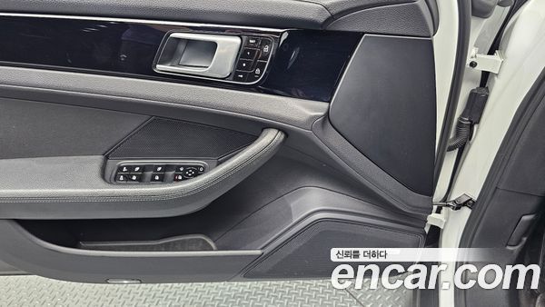 Porsche Panamera 2020, фото 17