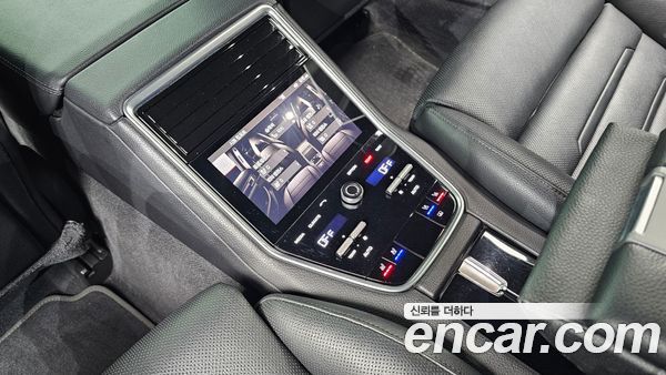 Porsche Panamera 2020, фото 18