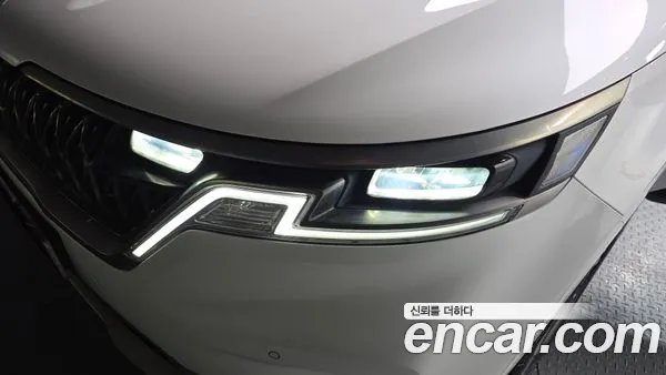 Kia Carnival 2023, фото 8