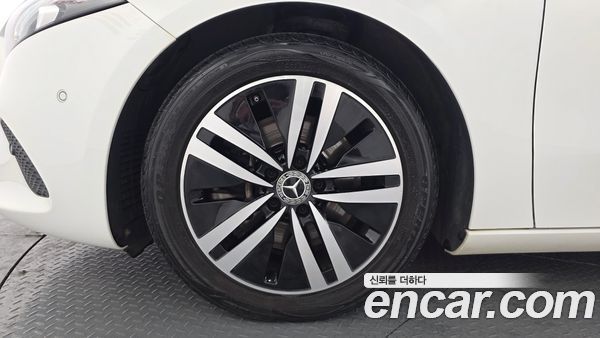 Mercedes-Benz A-Class 2021, фото 5