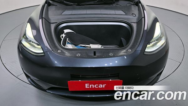 Tesla Model Y 2024, фото 6
