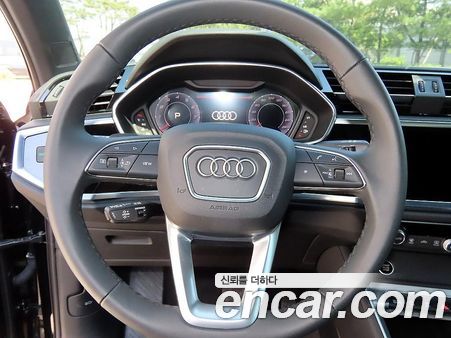 Audi Q3 2025, фото 11
