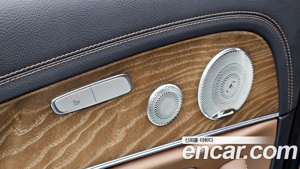 Mercedes-Benz E-Class 2021, фото 35