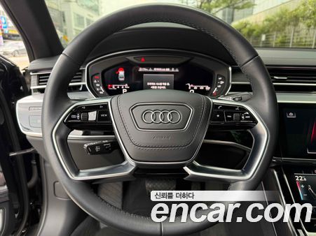 Audi A8 2023, фото 10