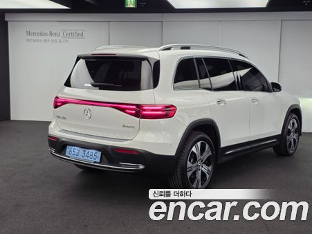 Mercedes-Benz EQB 2026, фото 2