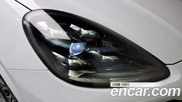 Porsche Cayenne 2022, фото 7
