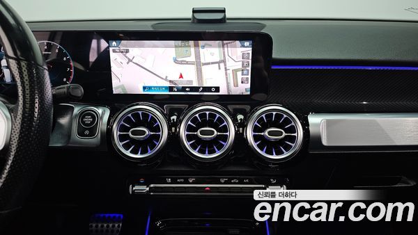 Mercedes-Benz GLB 2021, фото 14