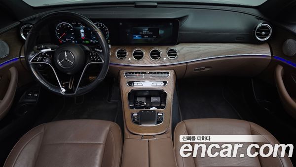 Mercedes-Benz E-Class 2021, фото 9