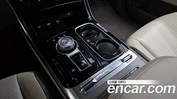 Kia Carnival 2021, фото 9