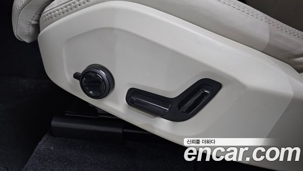 Volvo XC60 2026, фото 29