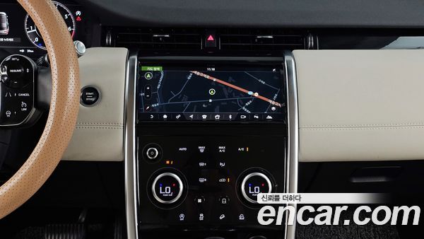 Land Rover Discovery Sport 2020, фото 14