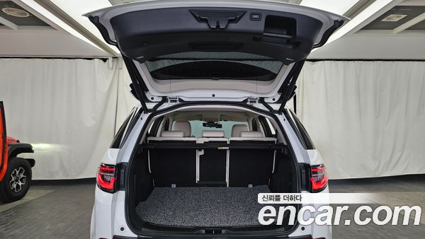 Land Rover Discovery Sport 2020, фото 20