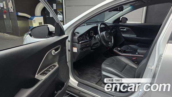 Kia Niro 2023, фото 13