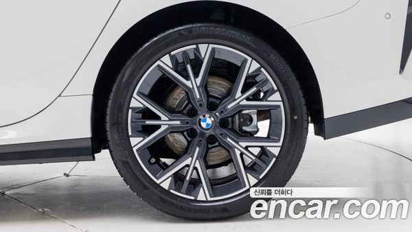 BMW 2 Series 2025, фото 5