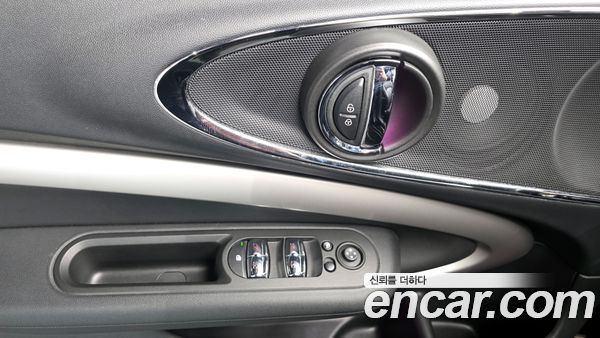 MINI CLUBMAN 2023, фото 31