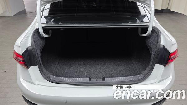 Volkswagen Jetta 2023, фото 20