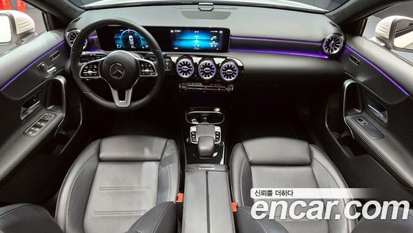 Mercedes-Benz A-Class 2020, фото 10