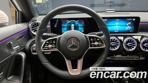 Mercedes-Benz A-Class 2020, фото 20