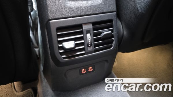 BMW 1 Series 2022, фото 26