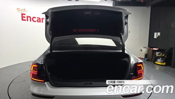 Volvo S60 2020, фото 31