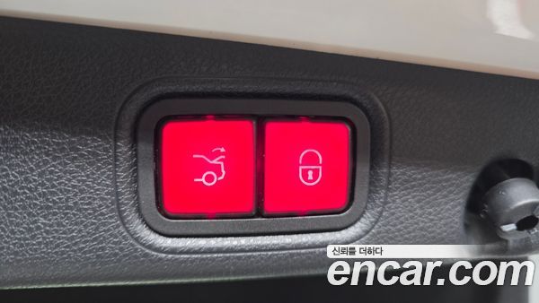 Mercedes-Benz E-Class 2021, фото 26