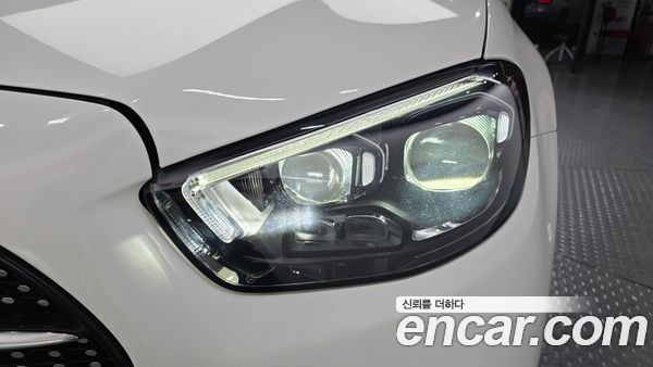 Mercedes-Benz E-Class 2021, фото 8