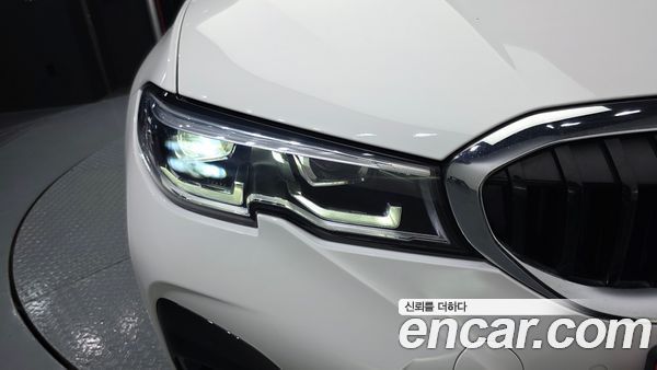 BMW 3 Series 2021, фото 8