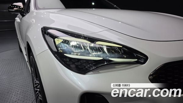 Kia Stinger 2021, фото 8