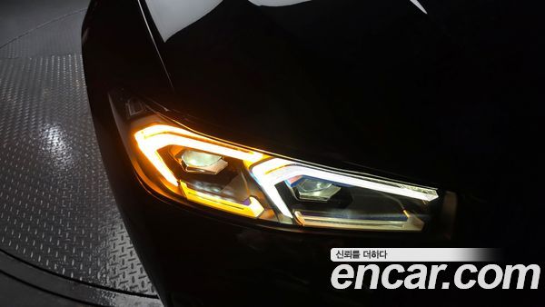 BMW 3 Series 2024, фото 8