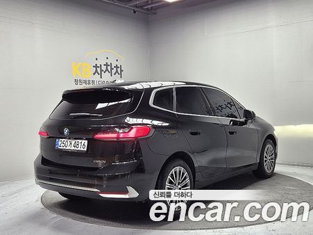 BMW 2 Series 2025, фото 2