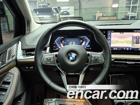 BMW 2 Series 2025, фото 8