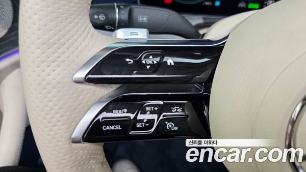 Mercedes-Benz E-Class 2023, фото 31