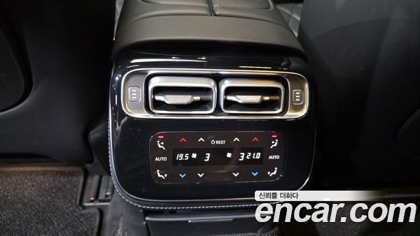 Mercedes-Benz S-Class 2021, фото 32