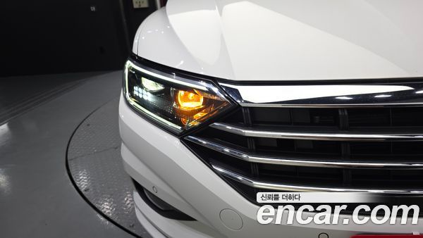 Volkswagen Jetta 2020, фото 8