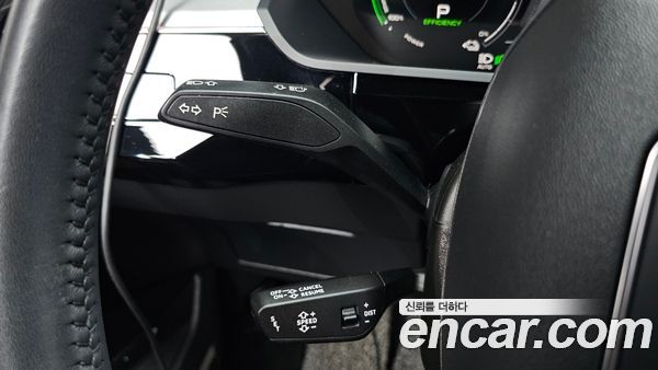 Audi e-tron 2020, фото 27