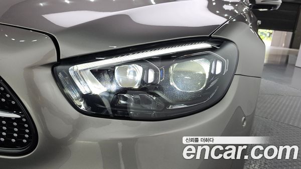 Mercedes-Benz E-Class 2022, фото 7