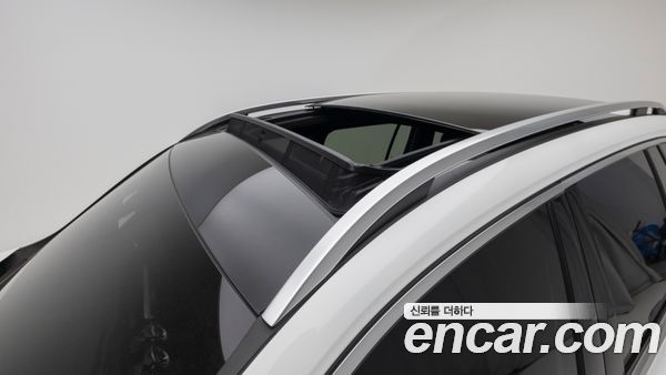 Mercedes-Benz GLB 2023, фото 12