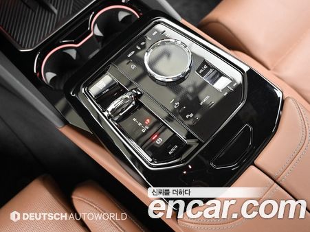 BMW 5 Series 2024, фото 9