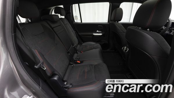 Mercedes-Benz EQB 2026, фото 10