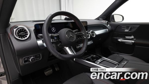 Mercedes-Benz EQB 2026, фото 13