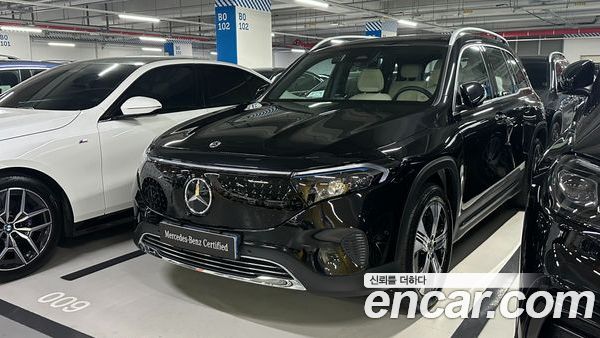 Mercedes-Benz EQB 2026