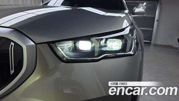 BMW 5 Series 2025, фото 7