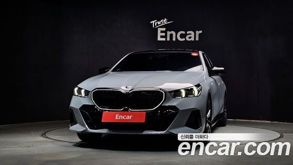 BMW 5 Series 2024, фото 3