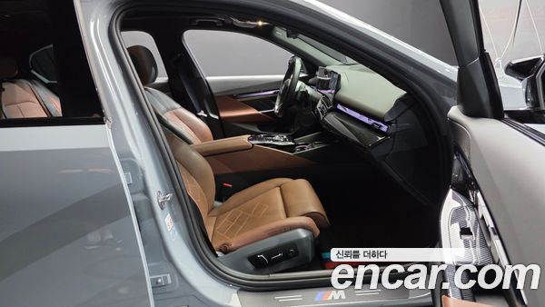 BMW 5 Series 2024, фото 16