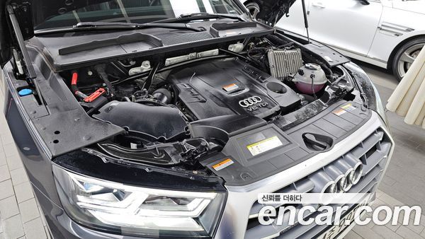 Audi Q5 2020, фото 6