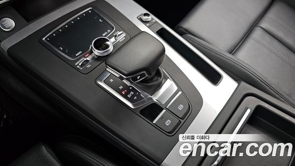 Audi Q5 2020, фото 12