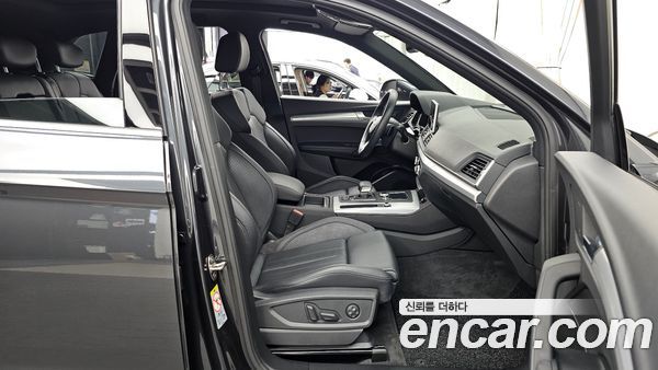 Audi Q5 2020, фото 17