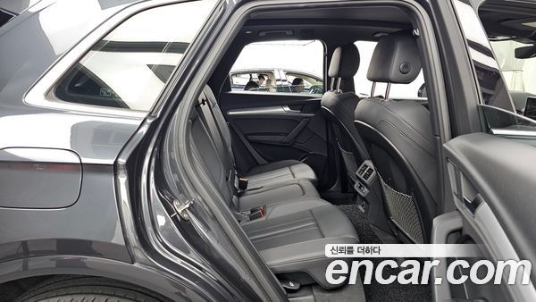 Audi Q5 2020, фото 18