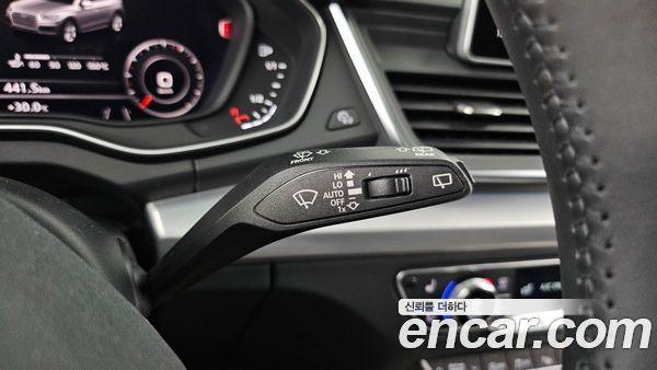 Audi Q5 2020, фото 30